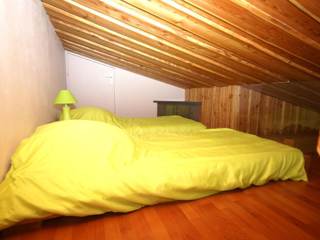 Cosy Holiday Home With Garden In Walscheid エクステリア 写真